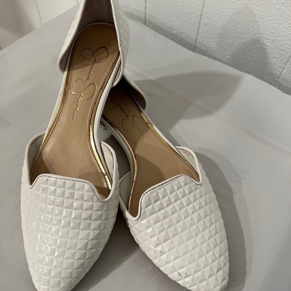 Jessica Simpson white pointed slip on Dorsey’s flats - Picture 1 of 11